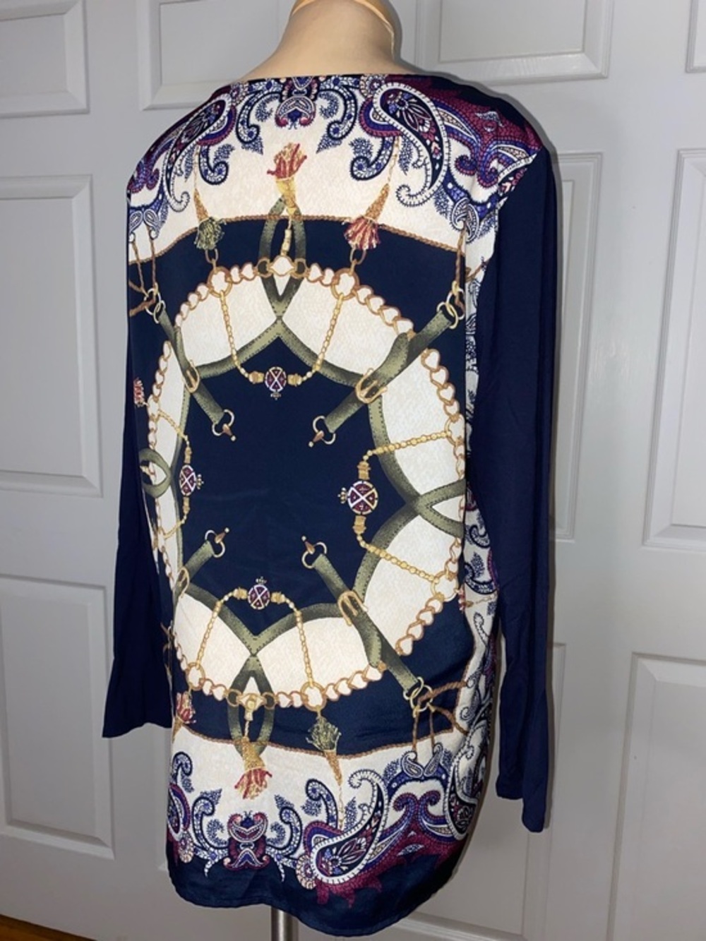 Chico’s Navy Blue Top Chain & Paisley Print on Back Long Sleeve